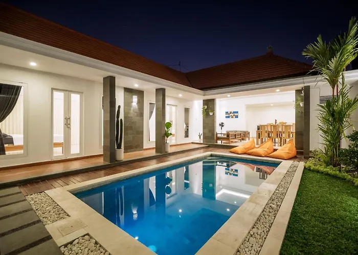 Amazing In Oberoi Location