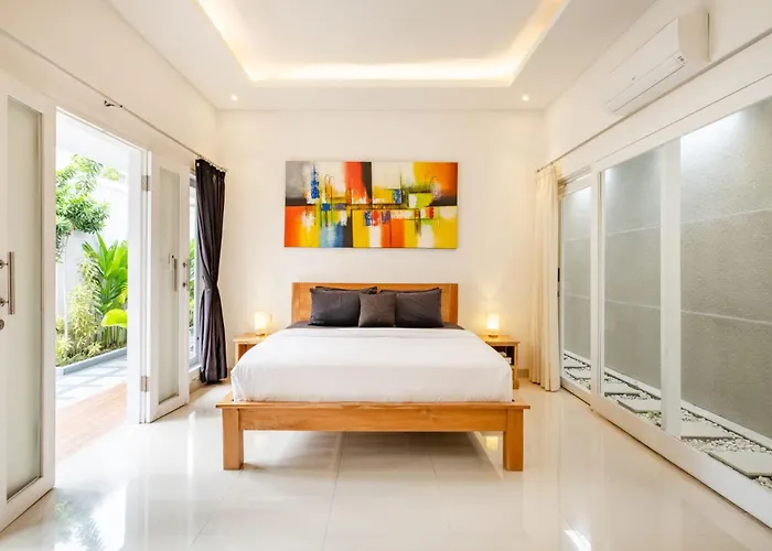 Villa Amazing In Oberoi Location Seminyak